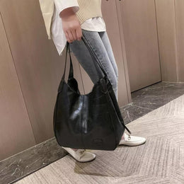 Cartera Bolso Negro Ecocuero 33x32x12 CM