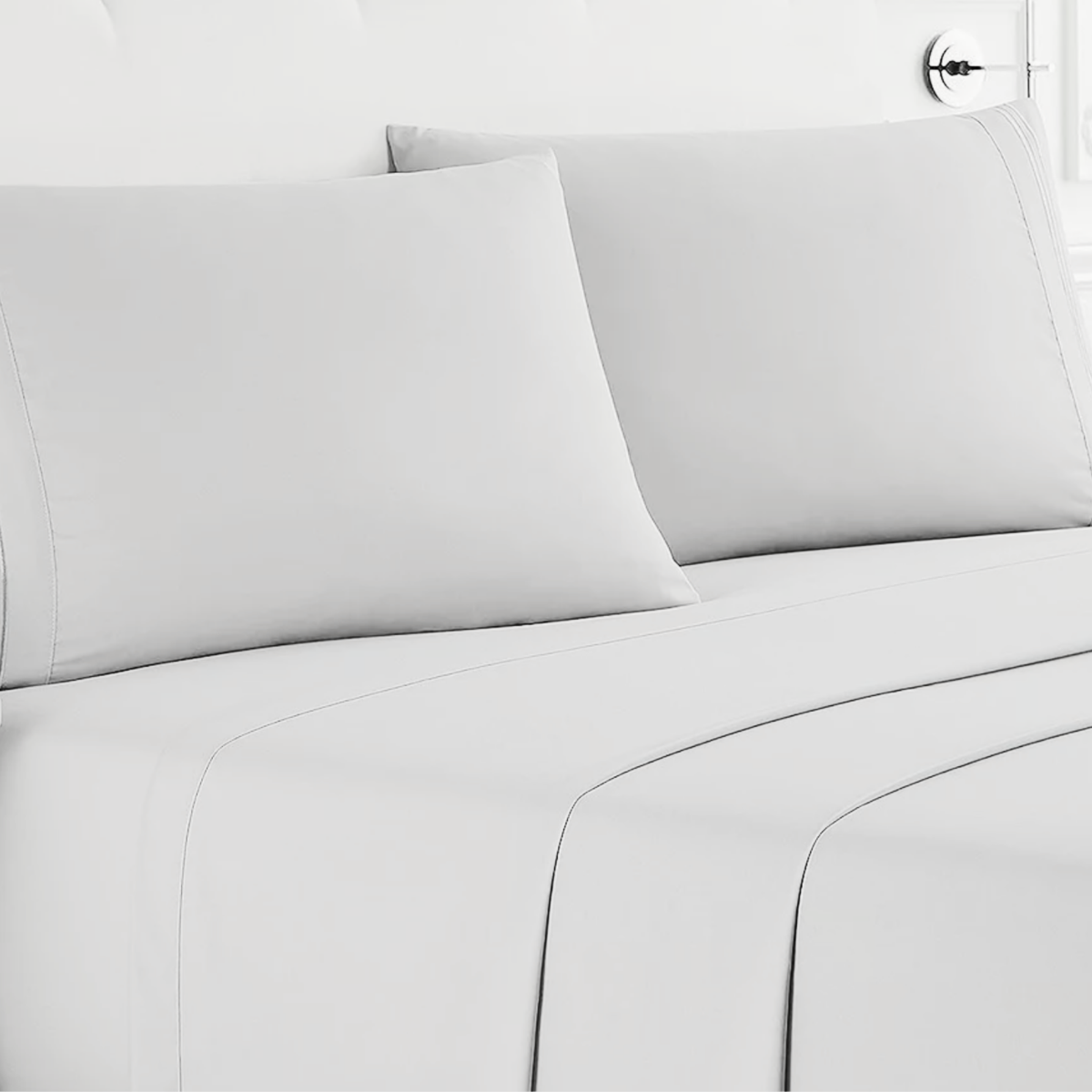 Juego Sábanas Hotel Ultra Suave Microfibra + 2 Fundas Bordadas King Blanco