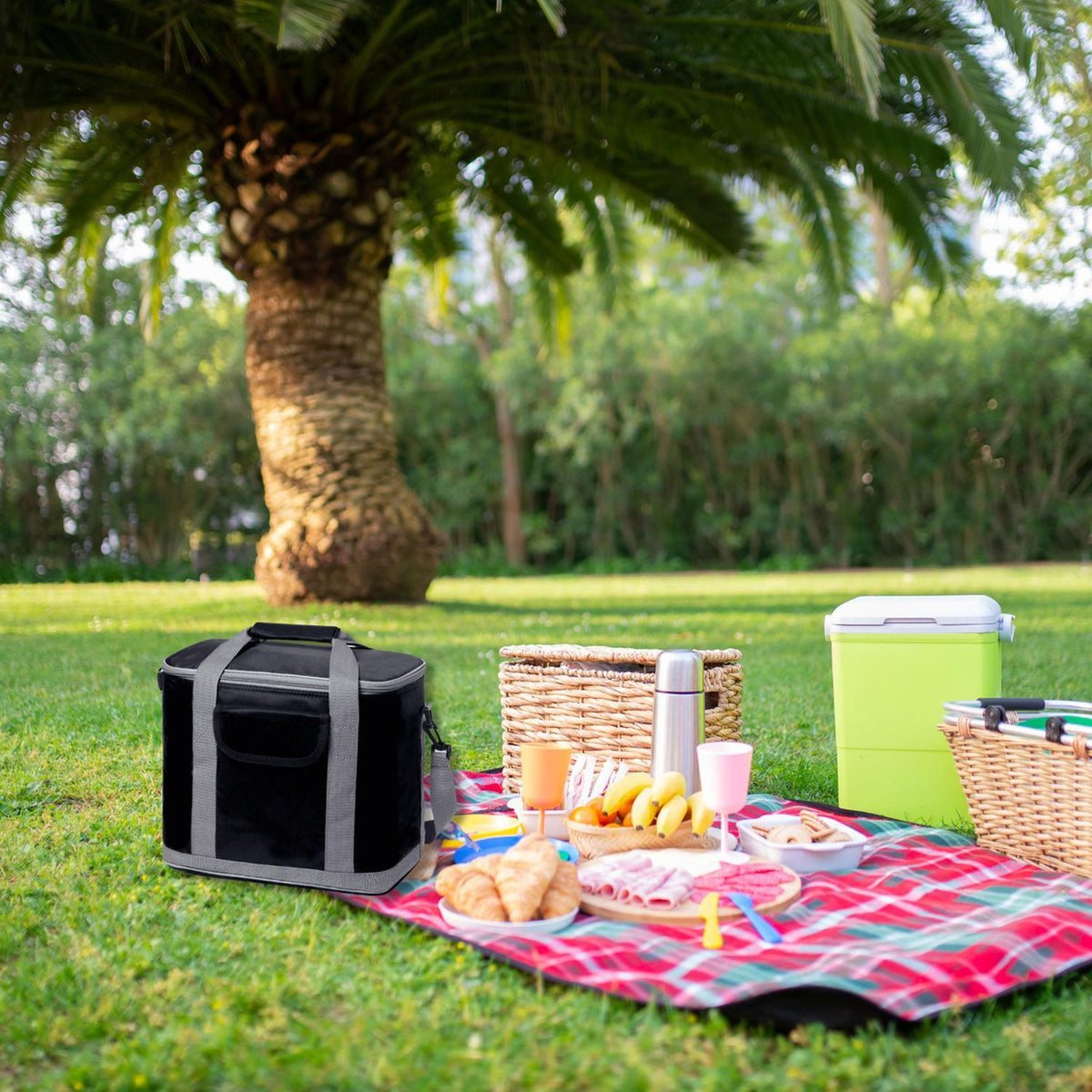 Bolso Cooler Sindy 37x29x21 CM Negro